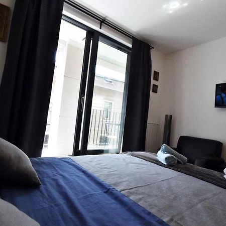 Tayson Square Dorcol New Location Free Garage Apartment Belgrade Exterior photo